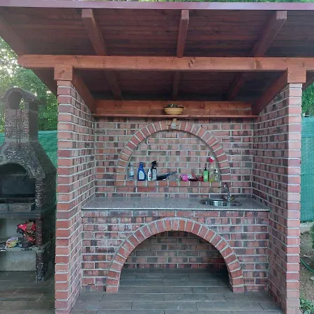 Hébergement de vacances Vikendica Ahatovici 2